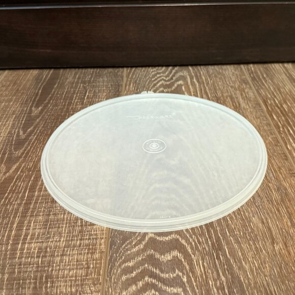 Tupperware Tall Canister - Picture 12 of 16